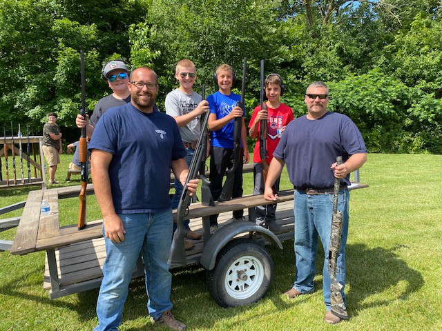 MFB Clay Shoot for Hunger a success 17 b2ap3 large Clay Shoot Peo 16