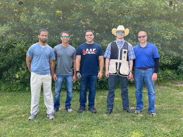 MFB Clay Shoot for Hunger a success 19 b2ap3 large Clay Shoot Peo 18
