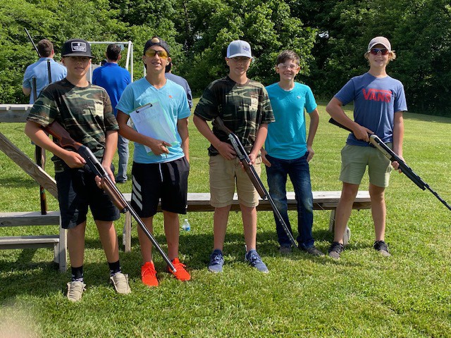 MFB Clay Shoot for Hunger a success 21 b2ap3 large Clay Shoot Peo 20