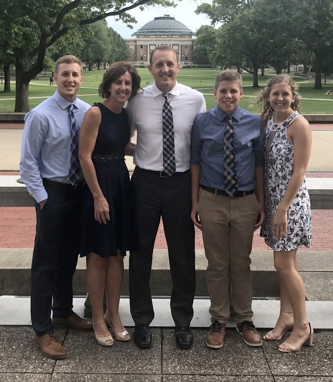 Eric Hodel named CEO of Midwest Food Bank 2 b2ap3 large Eric Hodel family