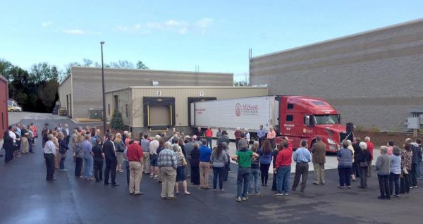 b2ap3 medium Ribbon Cutting 1